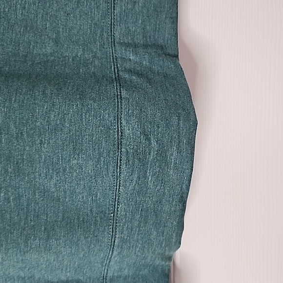 STATE OF MINE WOMAN'S FLEECE TOP - Picture 6 of 8